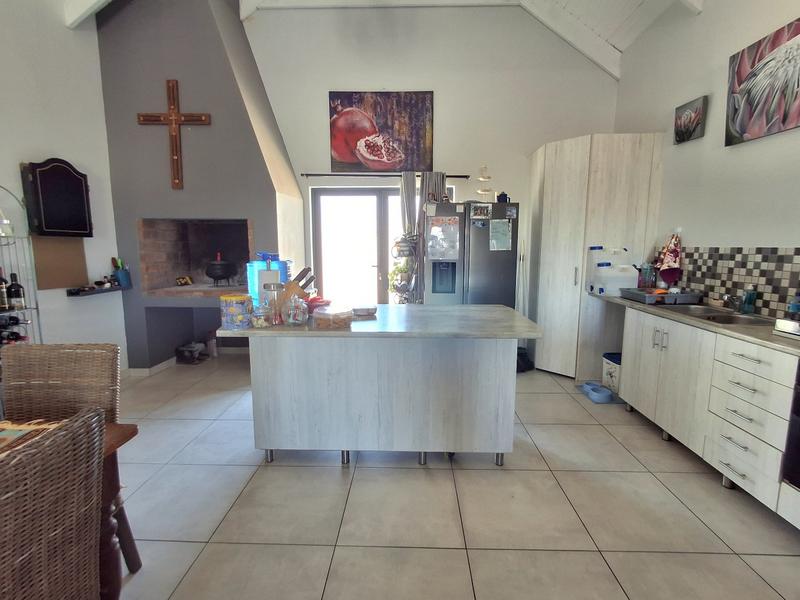 3 Bedroom Property for Sale in Britannia Bay Western Cape